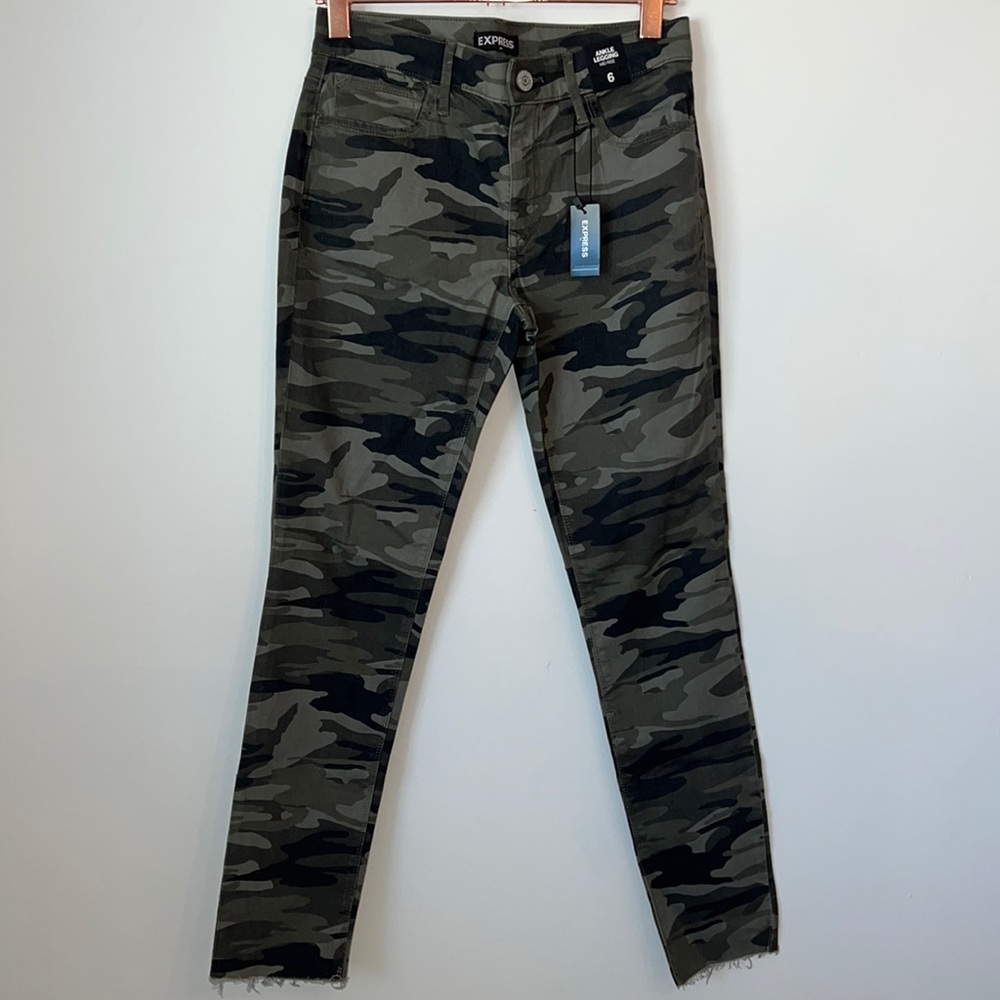 Express Camo jeans